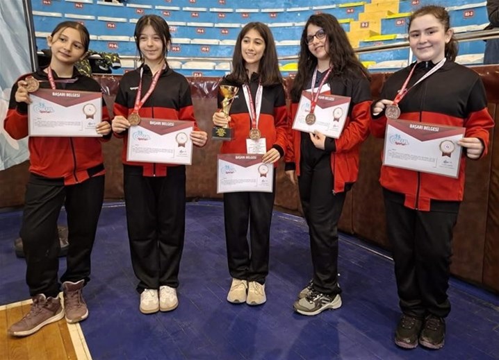 6 TAKIM TÜRKİYE FİNALLERİNDE