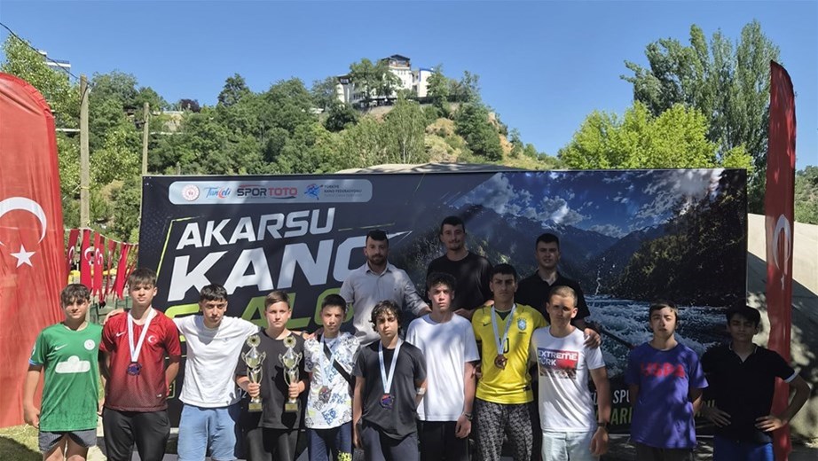 Rizeli Kanocular Munzur’da Fırtına Gibi Esti: 22 Madalya, 6 Kupa